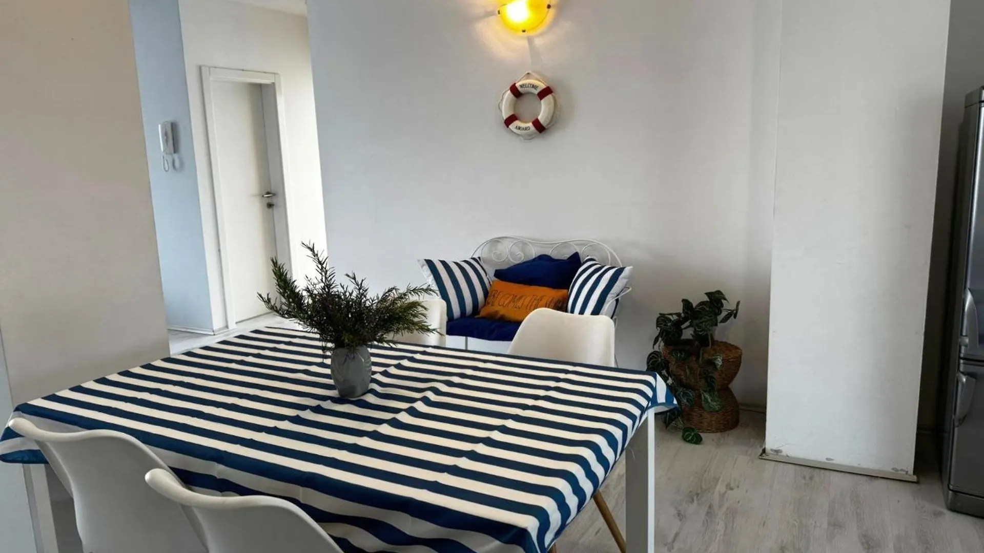 דירות באלה House Pulic